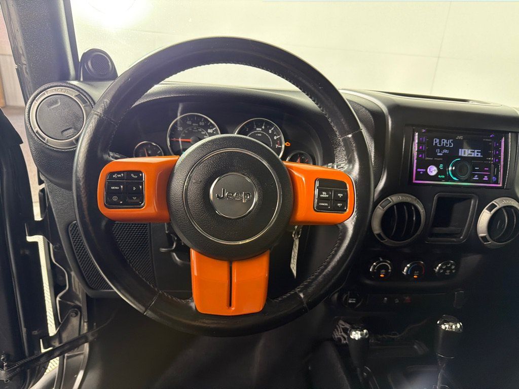 Used 2014 Jeep Wrangler Unlimited Sport w/ Connectivity Group AWD/4WD image 14