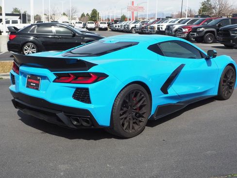 Used 2023 Chevrolet Corvette Stingray Premium Cpe w/ Z51 Performance Package RWD image 7