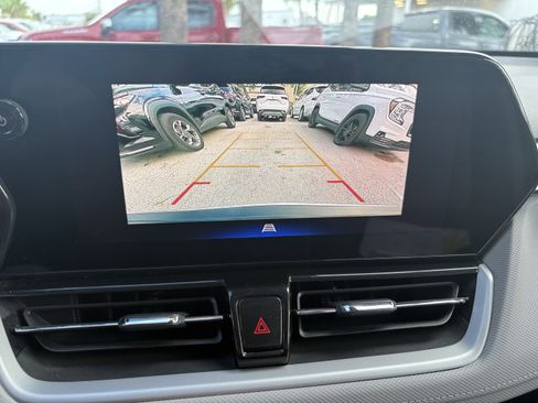 Certified 2024 Chevrolet TrailBlazer LT w/ Convenience Package FWD image 10