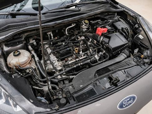 Used 2021 Ford Escape SEL image 61