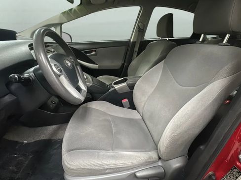 Used 2014 Toyota Prius Two FWD image 18