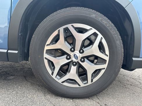 Used 2024 Subaru Forester Premium image 21