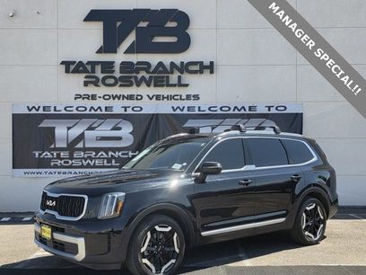 Used 2024 Kia Telluride EX w/ EX Captain's Chair Package