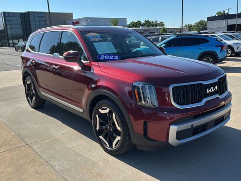 Used 2023 Kia Telluride EX FWD image 1