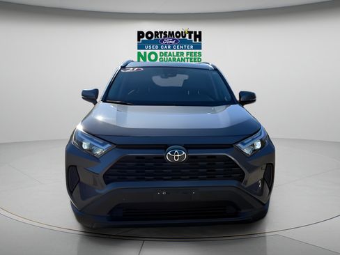 Used 2023 Toyota RAV4 XLE AWD/4WD image 9
