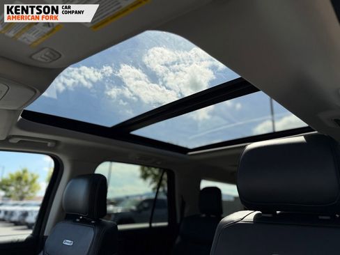 Used 2025 Ford Expedition Max Platinum AWD/4WD image 32