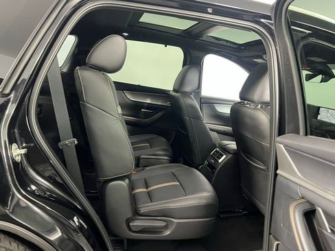 Used 2024 MAZDA CX-90 Plug-In Hybrid w/ Premium Plus image 32