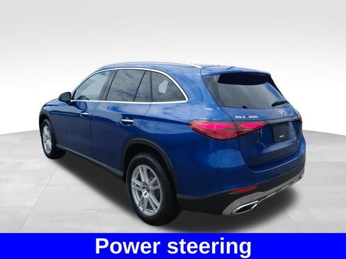 Used 2025 Mercedes-Benz GLC 300 4MATIC image 14