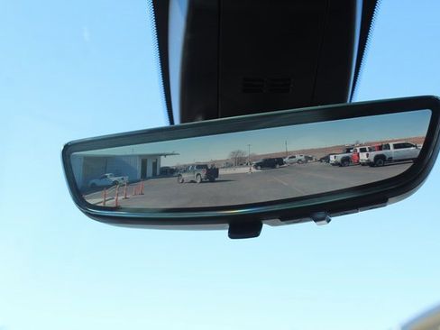 Used 2022 Chevrolet Silverado 2500 LTZ w/ LTZ Premium Package image 40