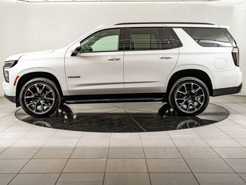 Used 2025 Chevrolet Tahoe RST w/ Comfort Package AWD/4WD image 5
