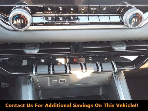 New 2026 GMC Canyon Elevation w/ Convenience Package image 14