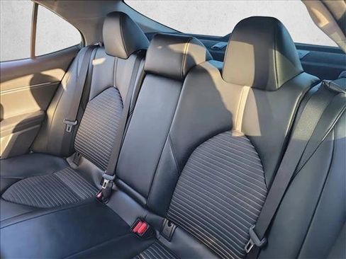 Used 2024 Toyota Camry SE FWD image 14