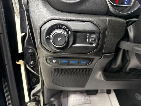 Used 2023 Jeep Wrangler Unlimited Rubicon 4xe w/ Steel Bumper Group image 19