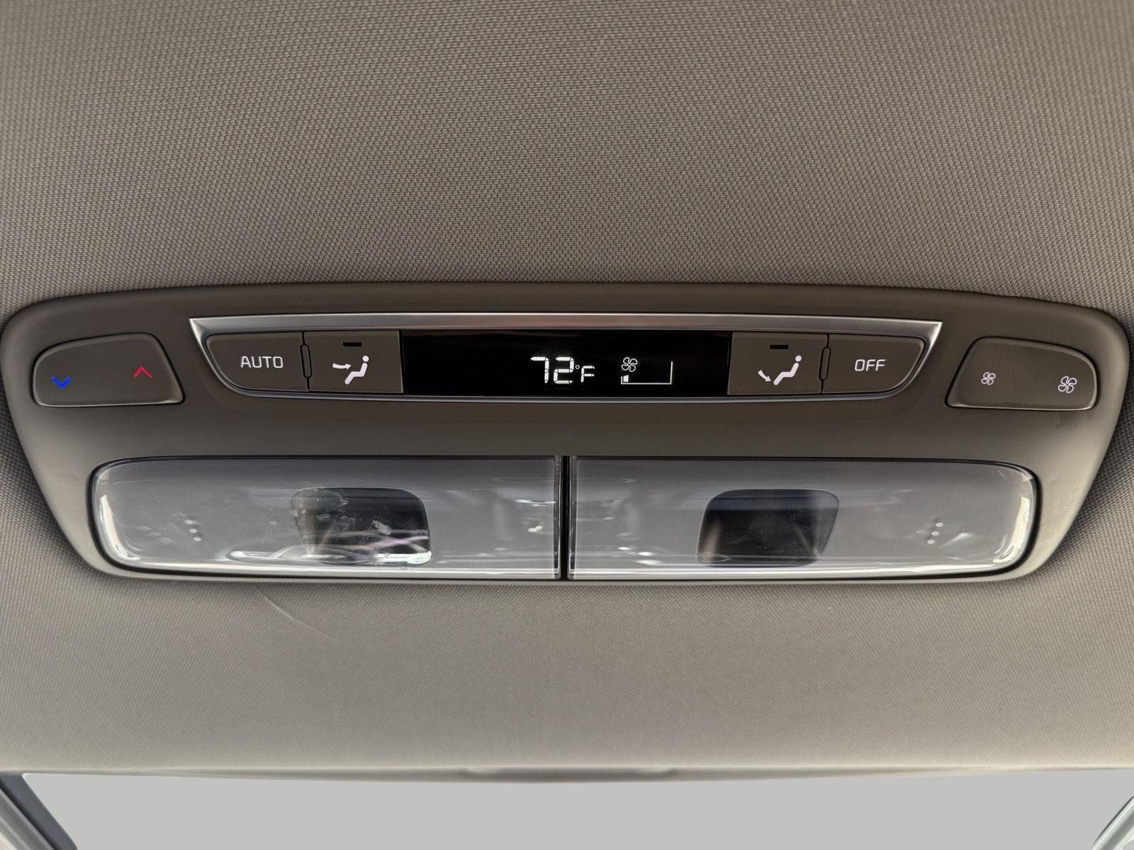 Used 2025 Kia Telluride S AWD/4WD image 32