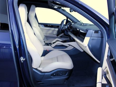 New 2026 Porsche Cayenne S AWD/4WD image 27