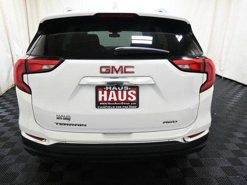 Used 2021 GMC Terrain SLT w/ LPO, Floor Liner Package image 13