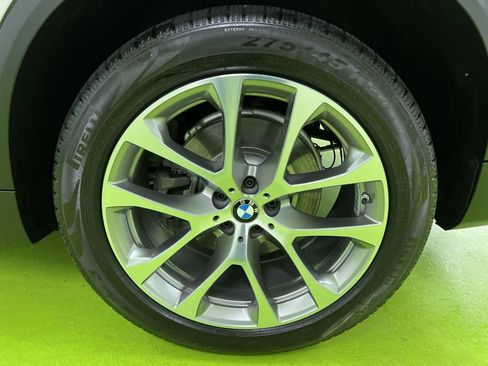 Used 2019 BMW X5 xDrive40i w/ Premium Package 2 AWD/4WD image 15