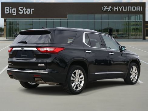 Used 2018 Chevrolet Traverse High Country image 4