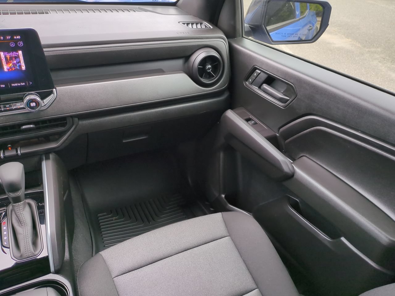 Used 2025 Chevrolet Colorado Trail Boss AWD/4WD image 17