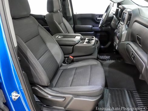 Used 2023 Chevrolet Silverado 1500 Custom Trail Boss AWD/4WD image 30