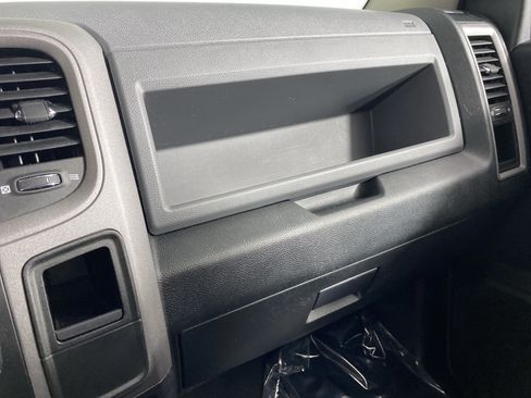 Used 2014 RAM 1500 Express AWD/4WD image 26