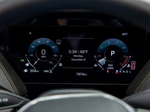 Used 2025 GMC Yukon AT4 w/ AT4 Premium Plus Package image 47