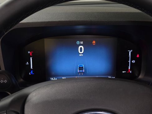 New 2025 Ford Maverick XLT w/ XLT Luxury Package image 22