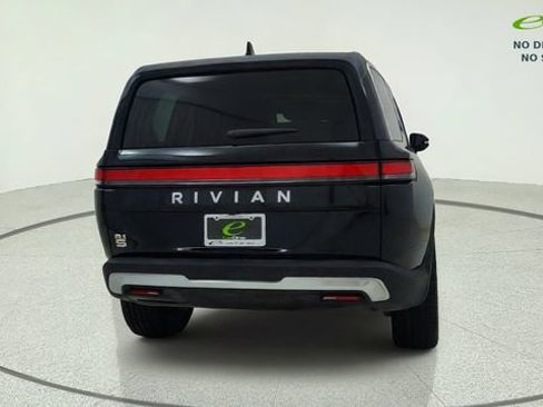 Used 2024 Rivian R1S Adventure AWD/4WD image 8