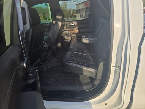 Used 2019 Chevrolet Silverado 1500 RST w/ All-Star Edition image 8