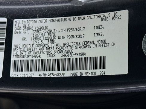 Used 2023 Toyota Tacoma TRD Sport w/ TRD Premium Sport Package AWD/4WD image 30