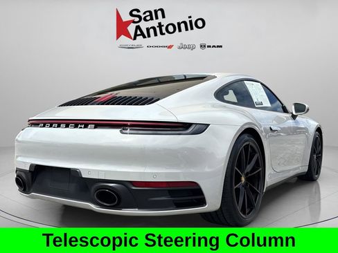 Used 2022 Porsche 911 Carrera image 4