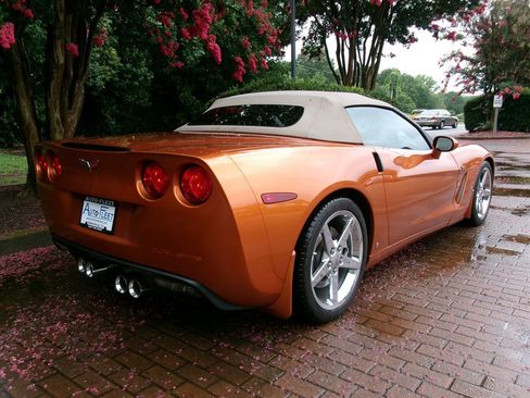 Used 2007 Chevrolet Corvette Convertible w/ Preferred Equipment Group RWD image 8