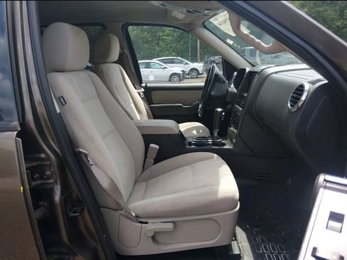 Used 2008 Ford Explorer Sport Trac XLT AWD/4WD image 5