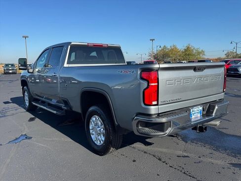 Used 2024 Chevrolet Silverado 3500 LTZ image 3