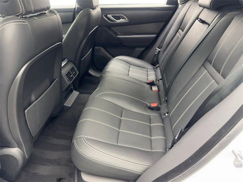 Used 2022 Land Rover Range Rover Velar S image 33