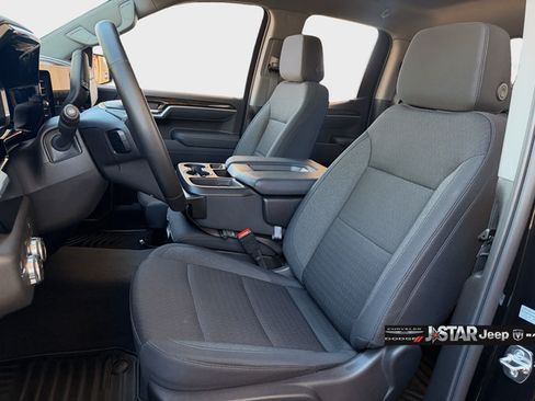 Used 2026 GMC Sierra 1500 Elevation AWD/4WD image 11