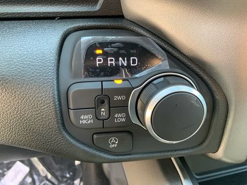 Used 2026 RAM 1500 Express AWD/4WD image 24