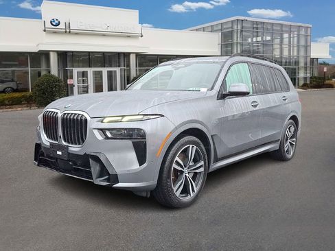 Certified 2024 BMW X7 xDrive40i w/ M Sport Package AWD/4WD image 1