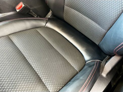 Used 2025 Ford Escape ST-Line FWD image 18