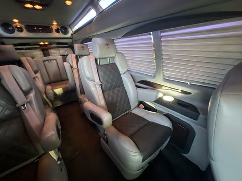 Used 2022 Chevrolet Express 2500 Extended w/ Enhanced Convenience Package image 54