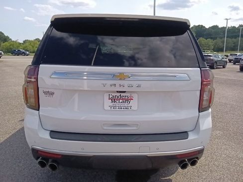 Used 2022 Chevrolet Tahoe High Country w/ Max Trailering Package AWD/4WD image 4