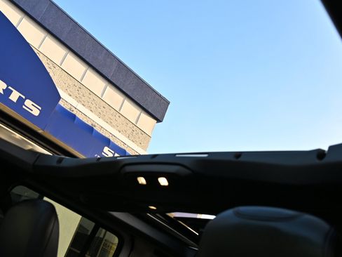 Used 2024 Jeep Wrangler High Altitude image 56