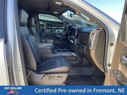 Certified 2022 GMC Sierra 3500 Denali w/ Denali Ultimate Package AWD/4WD image 12