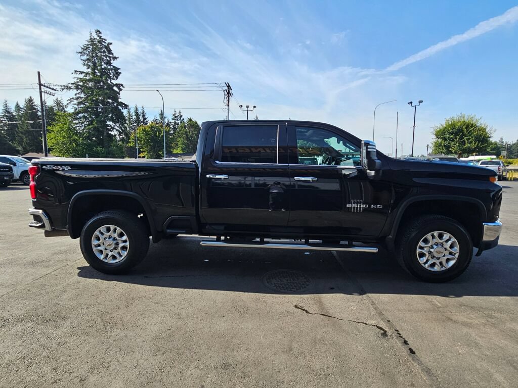 Used 2022 Chevrolet Silverado 2500 LTZ w/ LTZ Convenience Package AWD/4WD image 6
