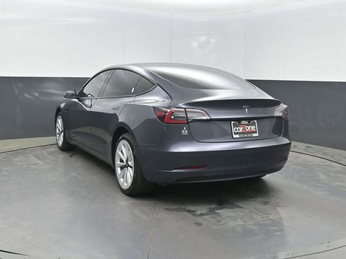 Used 2023 Tesla Model 3 Standard Range RWD image 3