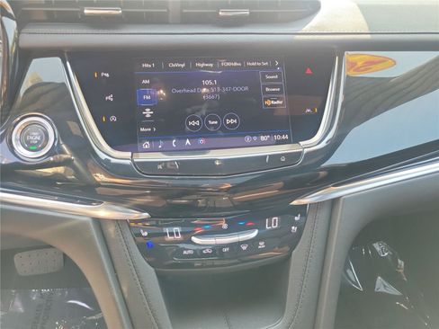 Used 2024 Cadillac XT6 Premium Luxury w/ Technology Package AWD/4WD image 25