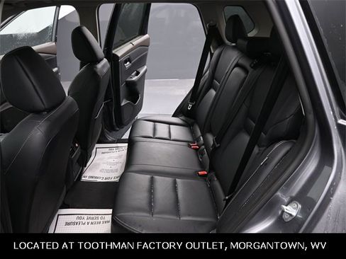 Used 2023 Nissan Rogue SL w/ SL Premium Package image 13