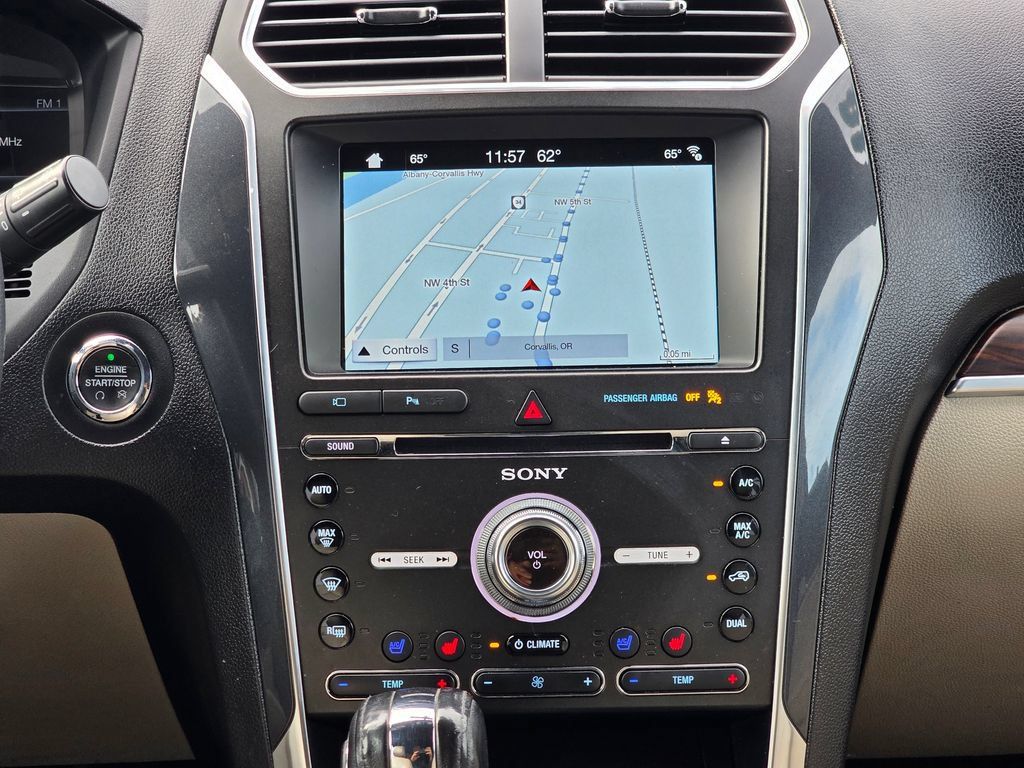 Used 2018 Ford Explorer Limited AWD/4WD image 13