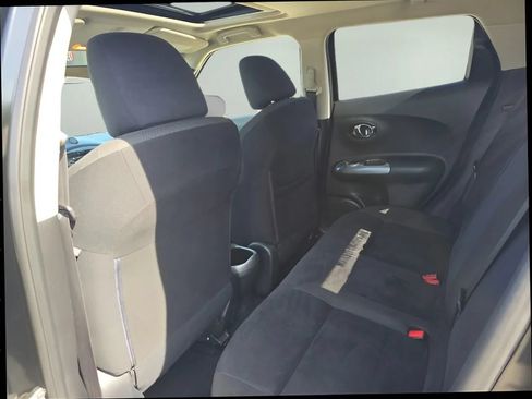 Used 2013 Nissan Juke SV FWD image 13