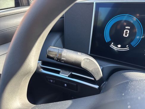 New 2026 Hyundai Tucson SE image 30